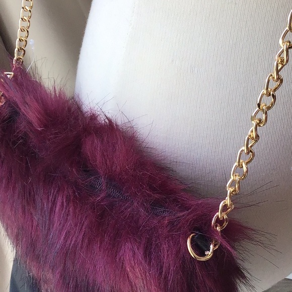 Faux Fur Purple purse crossbody NWT - Picture 4 of 6